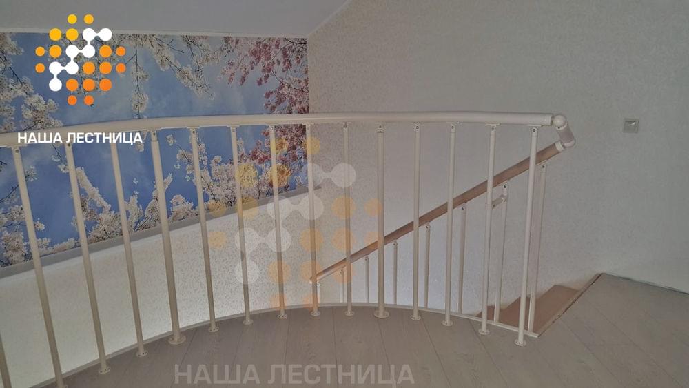 Фото лестница для дома на монокосуре лайт - вид 4