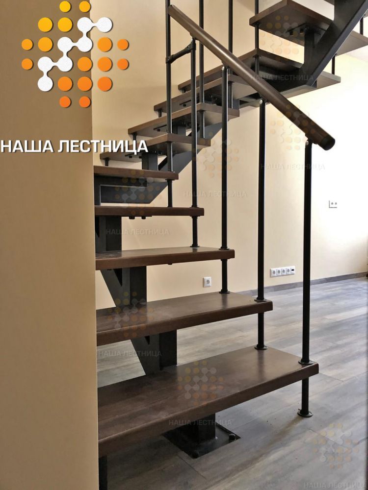 Фото лестница в дом на металлическом каркасе серии "гранж" - вид 12