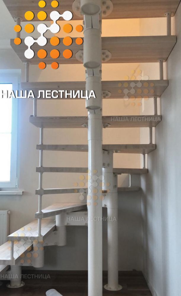 Фото модульная лестница для загородного дома с поворотом на 90 градусов - вид 6