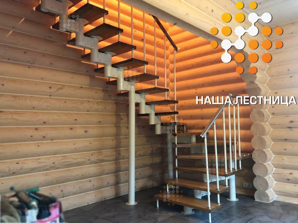 Фото модульная лестница в деревянный дом, п-поворот - вид 1