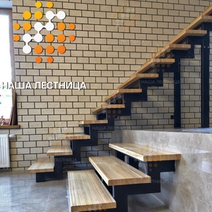 Лестница с первого на второй этаж, серия ЛАУНЖ-2