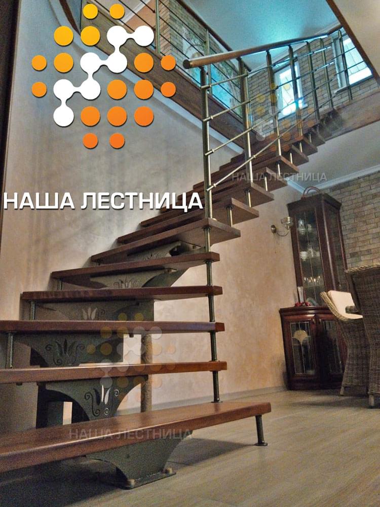 Фото лестница для дома на монокосоуре суперлайт - вид 1