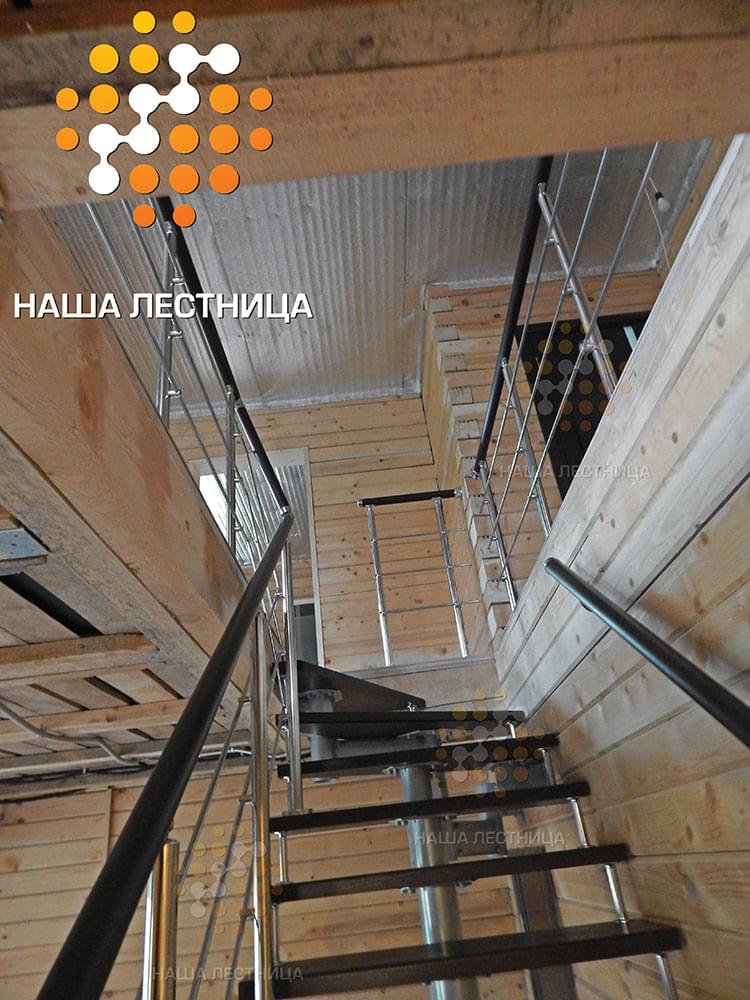 Фото лестница в деревянный дом с г-поворотом на модулях - вид 3