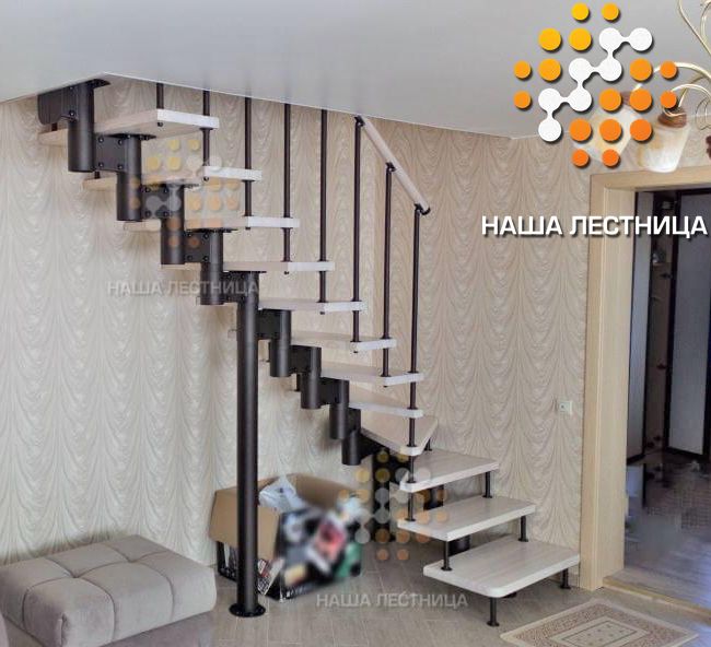 Фото модульная лестница в дом с г-поворотом - вид 1