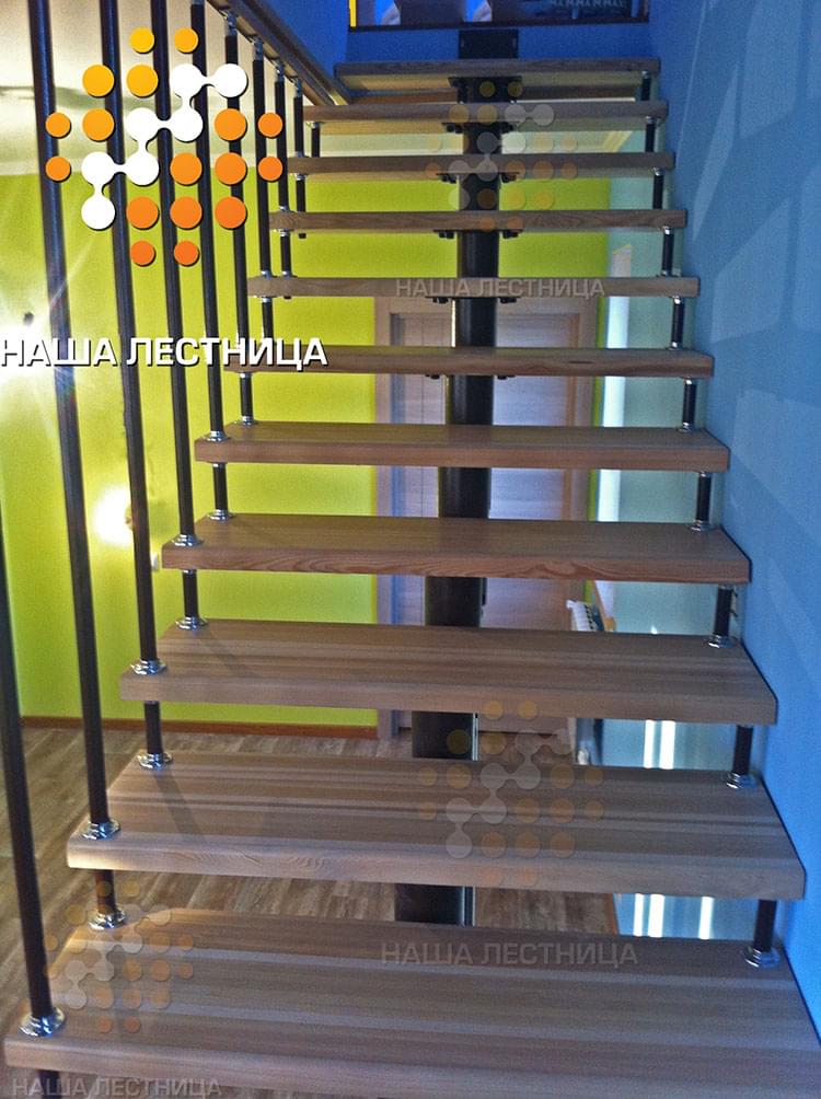 Фото модульная лестница в дом на второй этаж с г-поворотом - вид 5