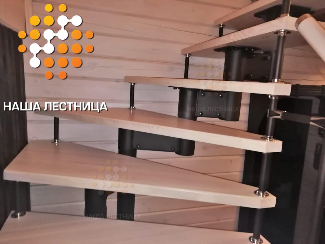 Фото модульная лестница с г-поворотом в деревянный дом как идеальное решение - вид 5