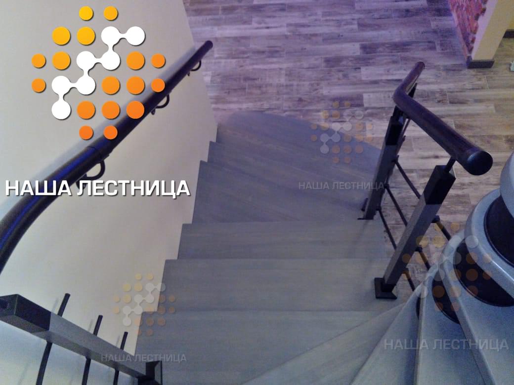 Фото комбинированная лестница на стерео-косоуре с интегрированной винтовой лестницей derstahl - вид 4