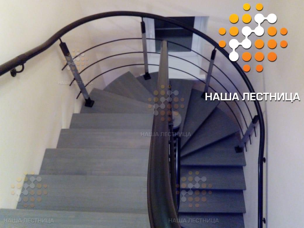 Фото комбинированная лестница на стерео-косоуре с интегрированной винтовой лестницей derstahl - вид 5