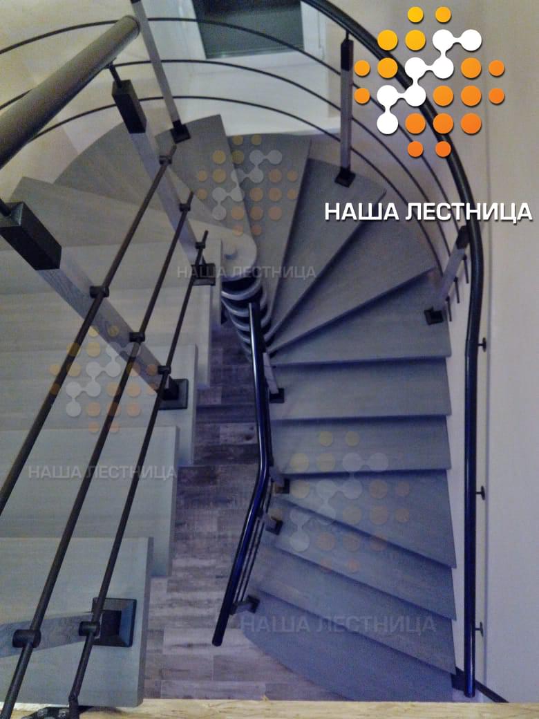 Фото комбинированная лестница на стерео-косоуре с интегрированной винтовой лестницей derstahl - вид 6