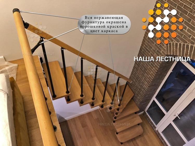 Фото модульная лестница с поворотом 90 градусов на антресольный этаж - вид 3