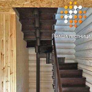 Деревянная лестница в частный дом на основе модульного каркаса