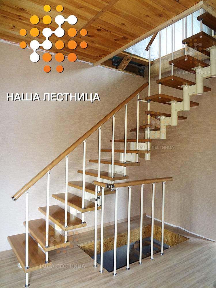 Фото модульная лестница в дом с поворотом 90 градусов - вид 6