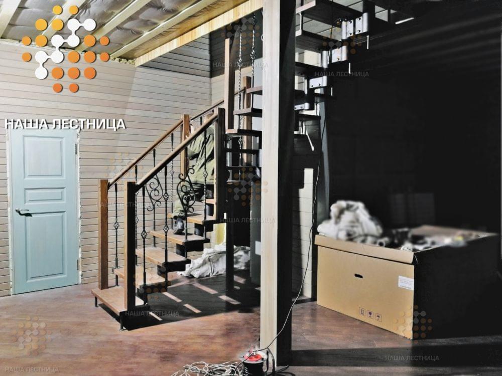 Фото модульная лестница в дом с кованным ограждением - вид 5