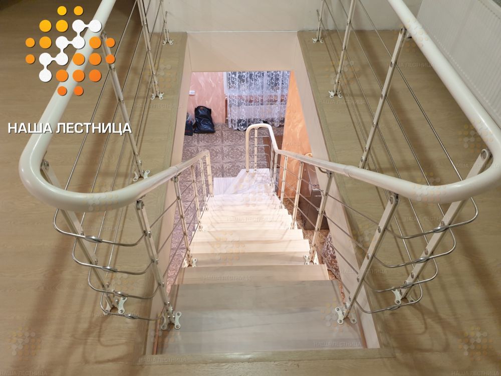 Фото модульная лестница в дом с поворотом на 90 градусов - вид 5