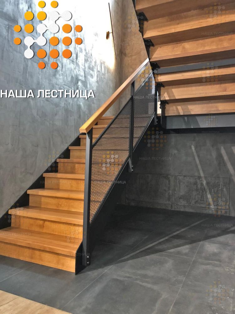 Фото стильная лестница на двойном металлическом каркасе серии "лофт" - вид 1