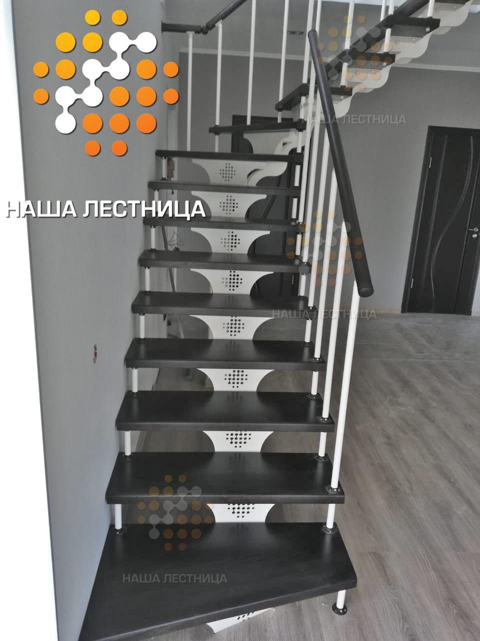 Фото лестница для дома на монокосоуре серии "волна" - вид 5