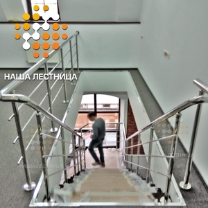 Элитная лестница в офис на монокосоуре "ГРАНЖ"-2