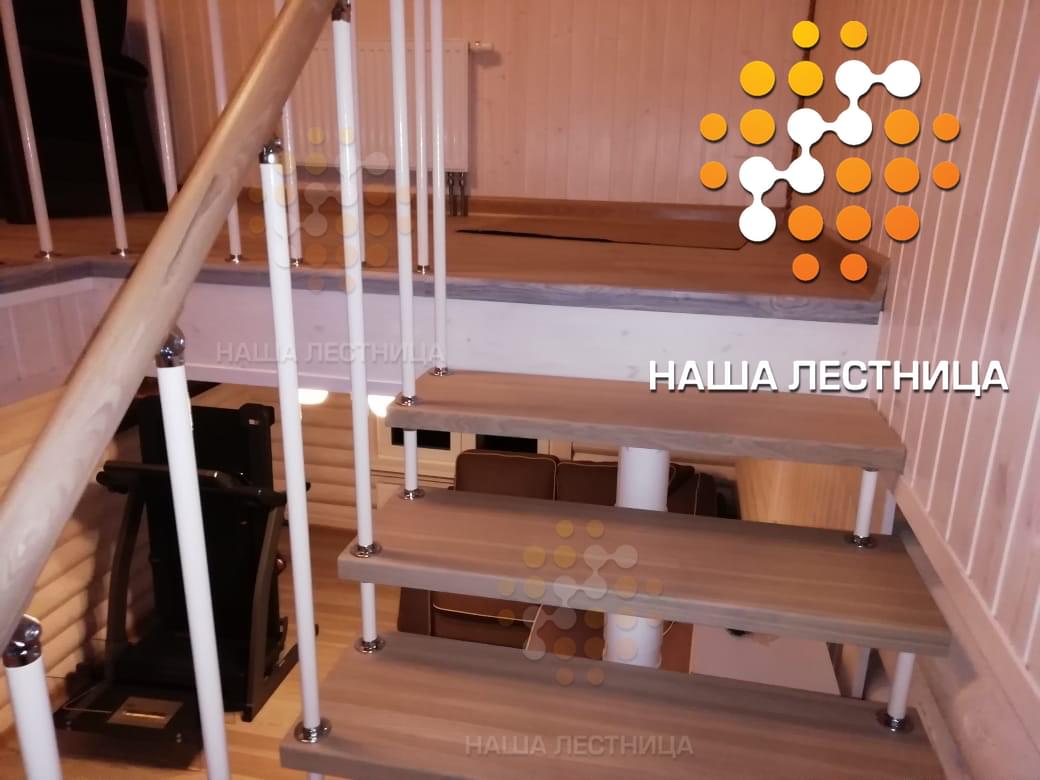 Фото модульная лестница в деревянный дом с п-поворотом - вид 5
