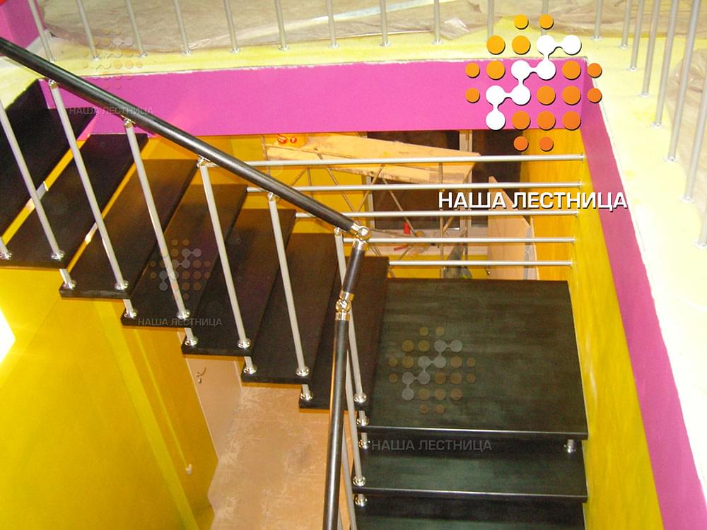 Фото модульная лестница произвольной формы в фитнесклуб - вид 9