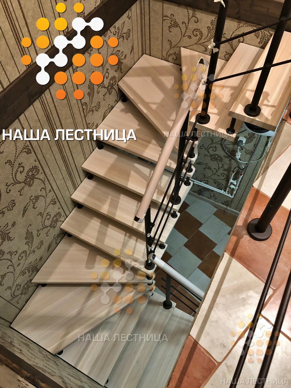 Фото модульная лестница в дом с поворотом на 180 градусов - вид 7