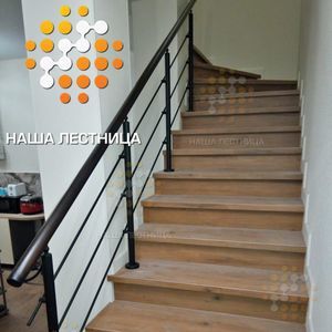Лестница в частный дом с обшивкой, на двойном каркасе серии "ЛАУНЖ"