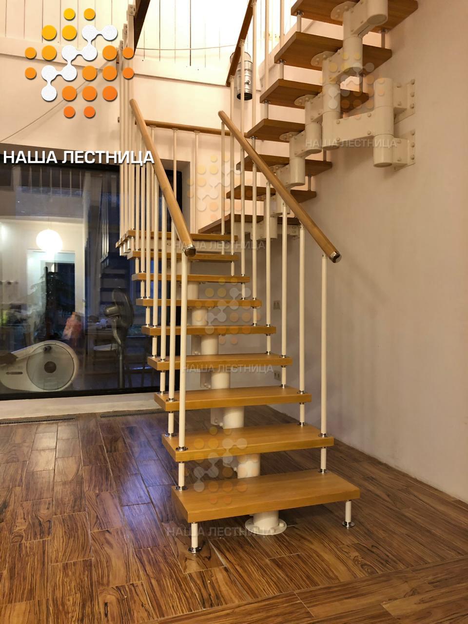 Фото модульная лестница для дома с эксклюзивной поворотной площадкой на 180 градусов - вид 8