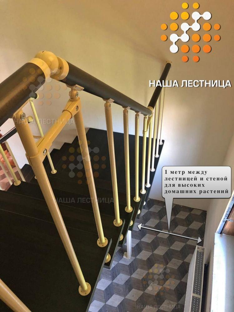 Фото модульная лестница в дом с пространством под пальмы - вид 3