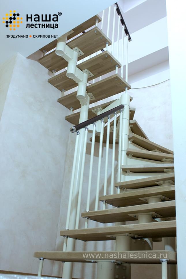 Фото винтовая – комбинированная лестница  - вид 9