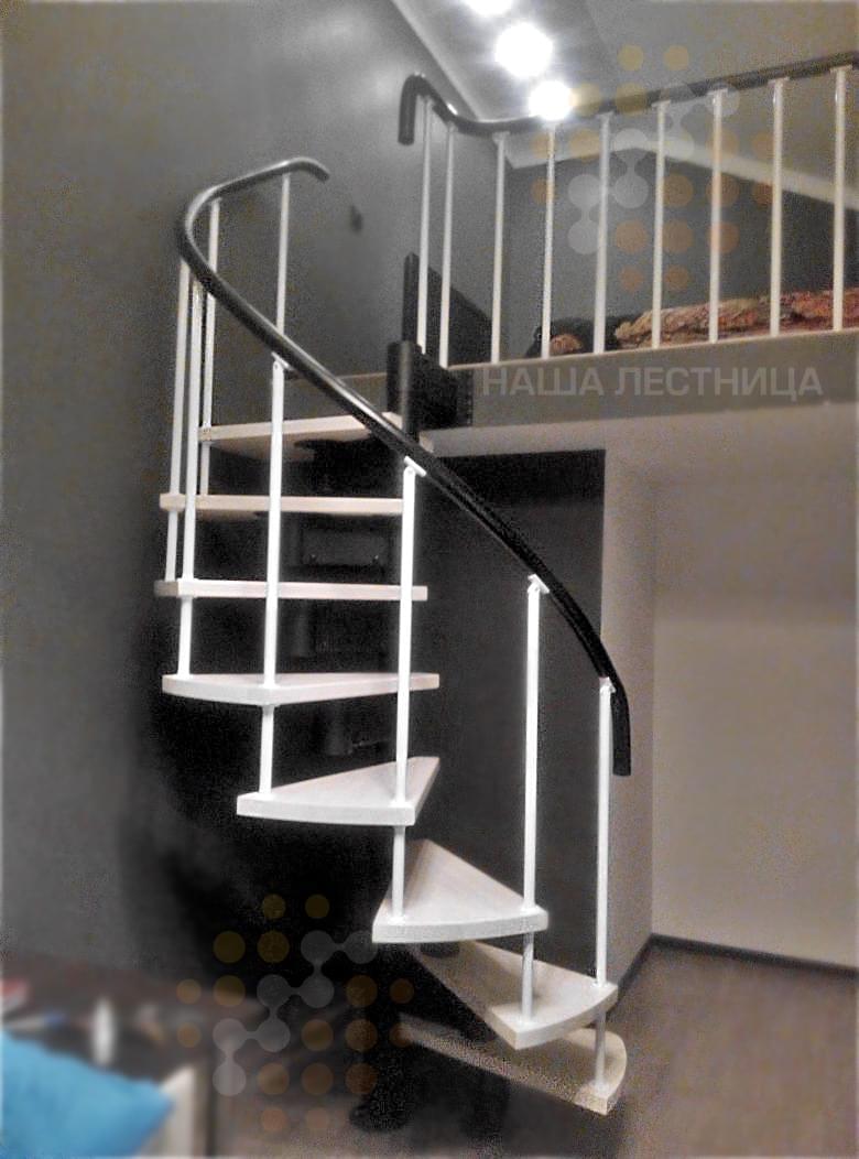 Фото винтовая лестница на антресоль - вид 6