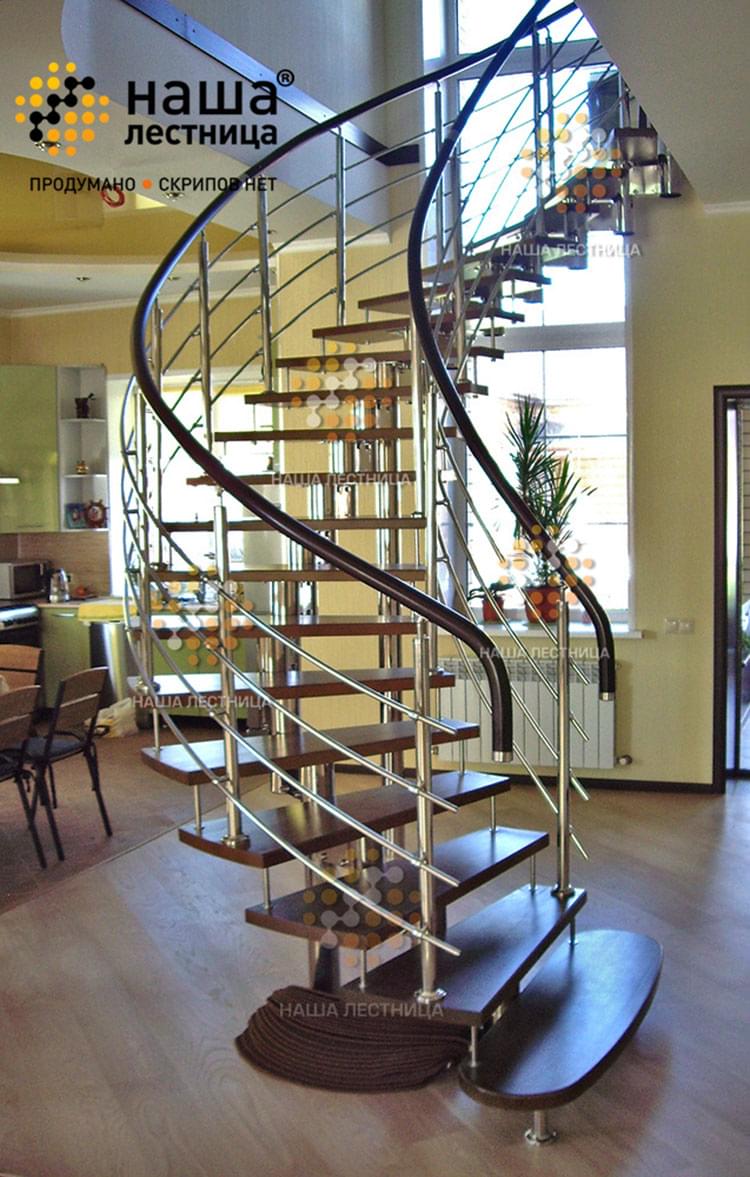 Фото спиральная лестница в дом из нержавеющих модулей - вид 1