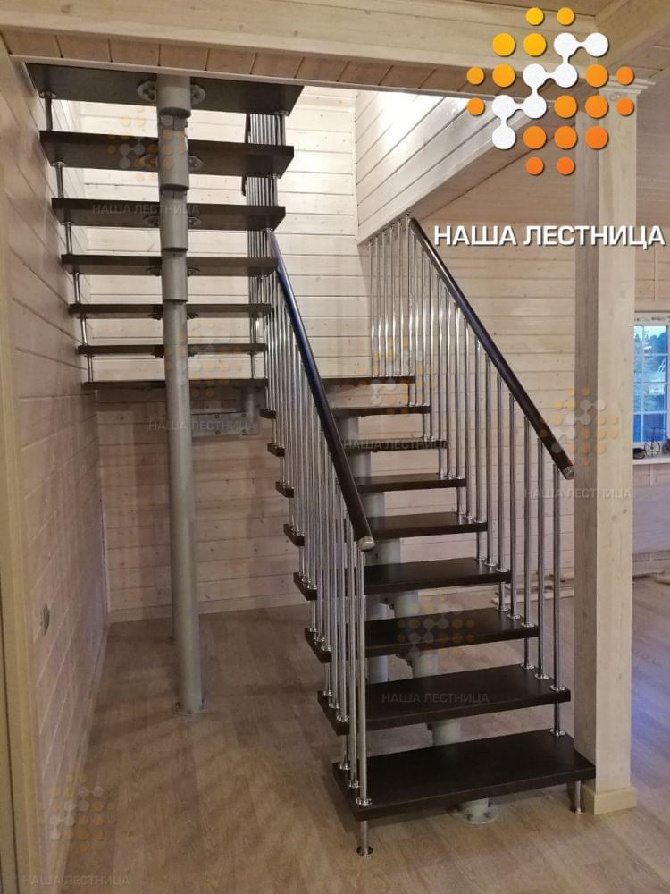 Фото модульная лестница в дом с п-поворотом в идеальной комплектации - вид 2
