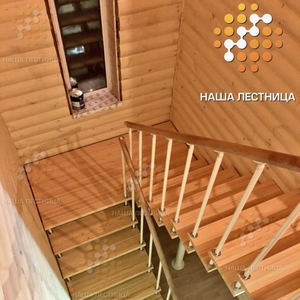 Модульная лестница с поворотной площадкой на 180 градусов