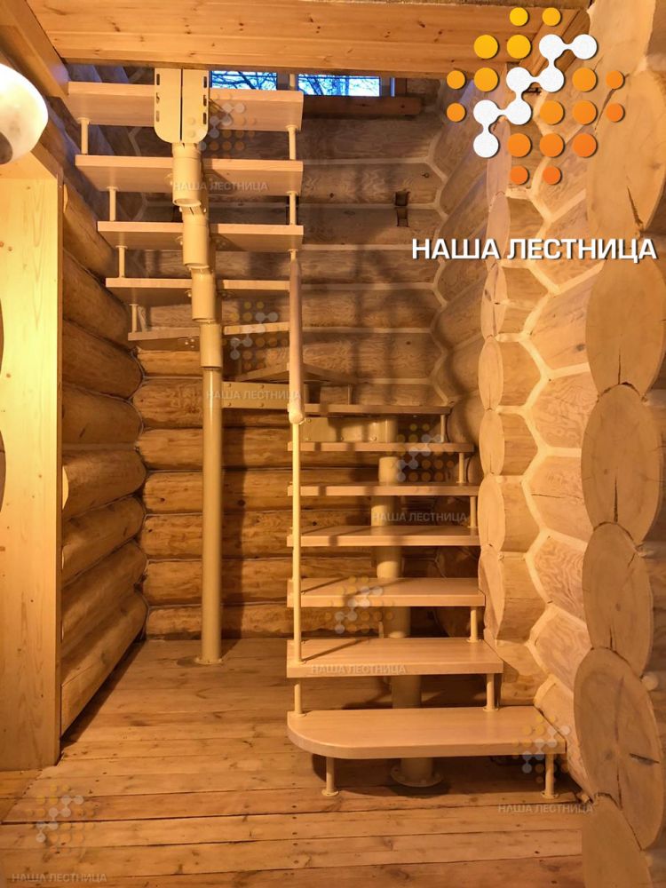 Фото модульная лестница в деревянный дом с 5 ступенями на развороте - вид 1