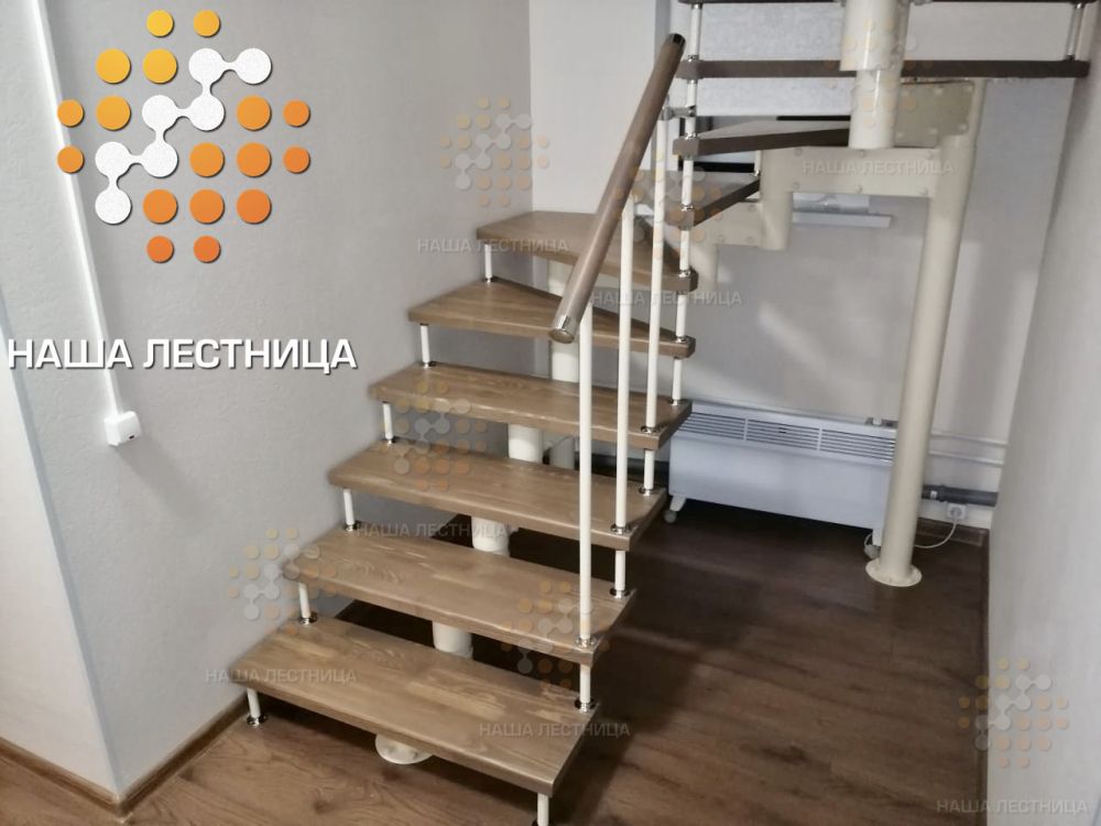 Фото недорогая модульная лестница для дачи с п-поворотом - вид 3