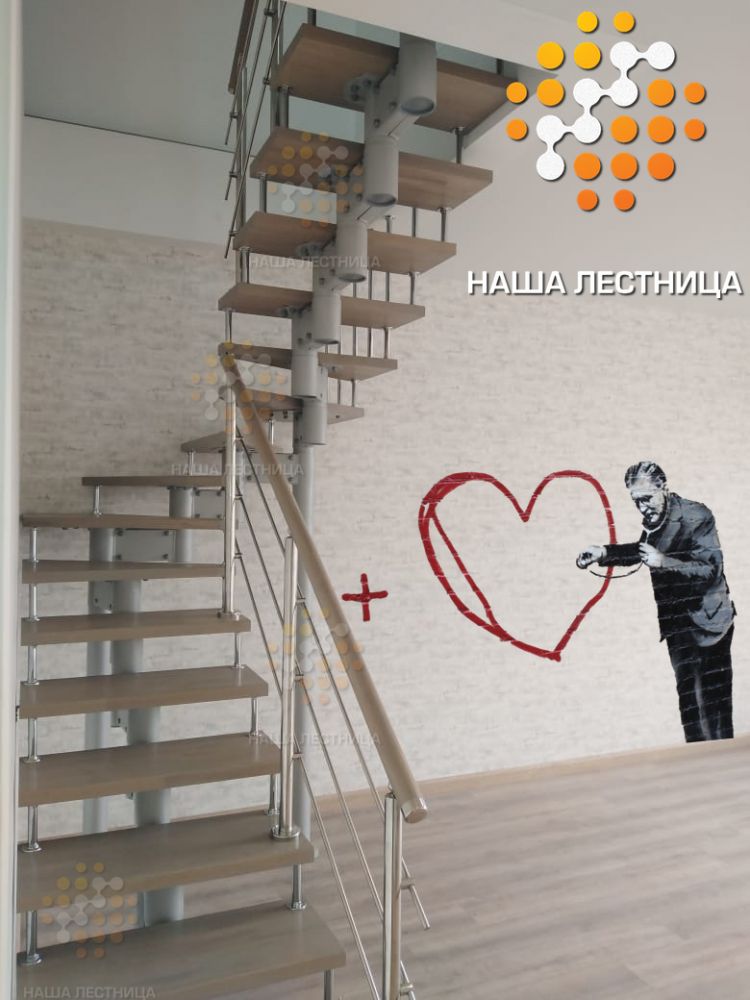 Фото модульная лестница для дома с поворотом на 180 градусов - вид 2