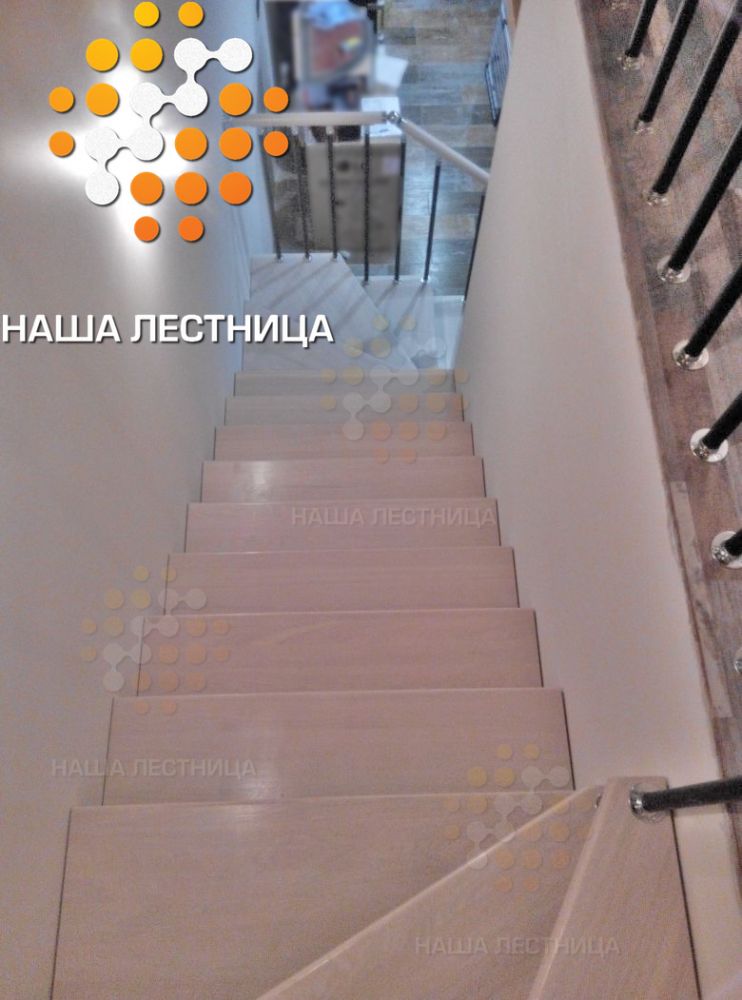Фото недорогая модульная лестница в дом - вид 3