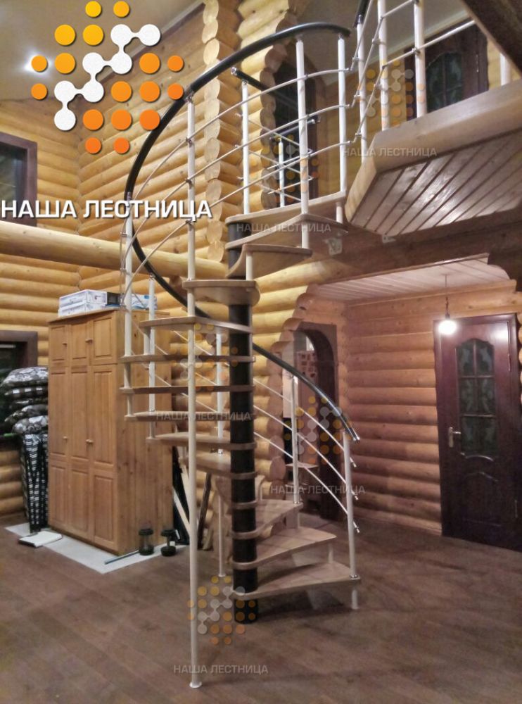 Фото винтовая лестница серии derstahl в загородный дом - вид 3