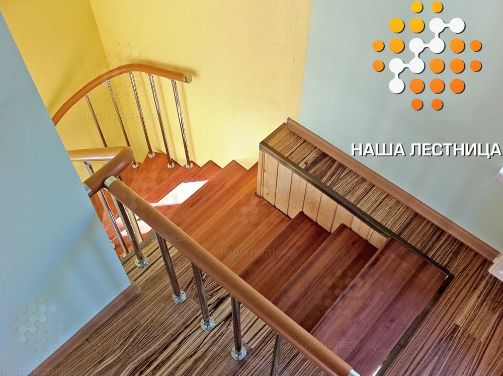 Фото комбинированная винтовая лестница на мансарду - вид 3