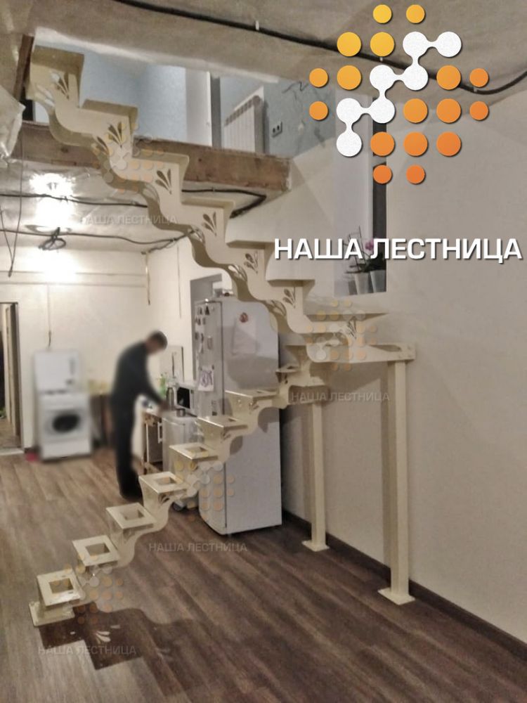 Фото металлический каркас лестницы серии волна с п-поворотом - вид 1