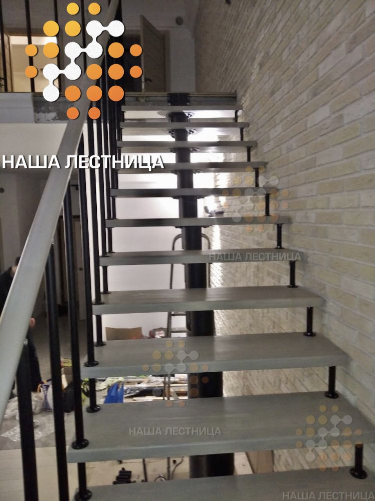 Фото лестница на второй этаж по выгодной цене - вид 6