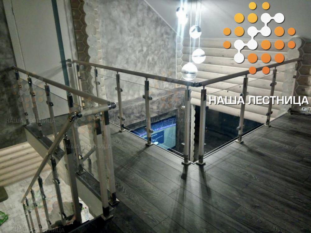 Фото маршевая лестница на второй этаж в деревянном доме - вид 4
