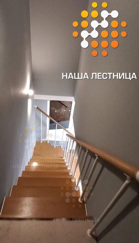 Фото жесткая лестница на второй этаж, серия лофт - вид 4