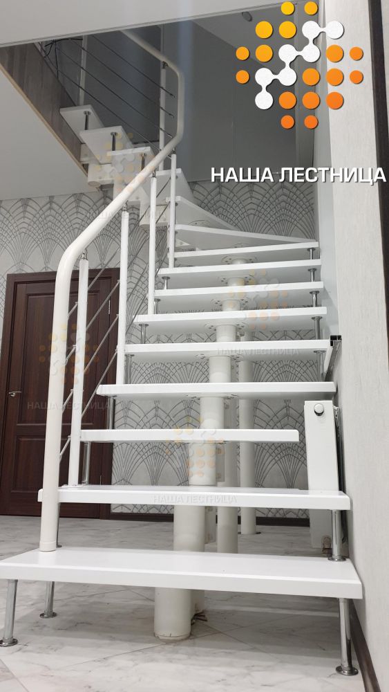 Фото модульная лестница в белом, на 90 градусов - вид 1