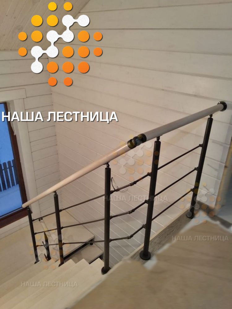 Фото модульная лестница на второй этаж с поворотным столом на 180 - вид 4