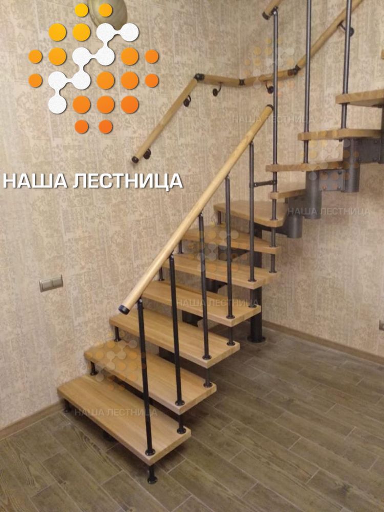 Фото модульная лестница на второй этаж - вид 2