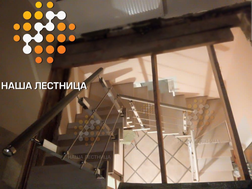 Фото лестница на второй этаж в частном доме, серия лайт - вид 5