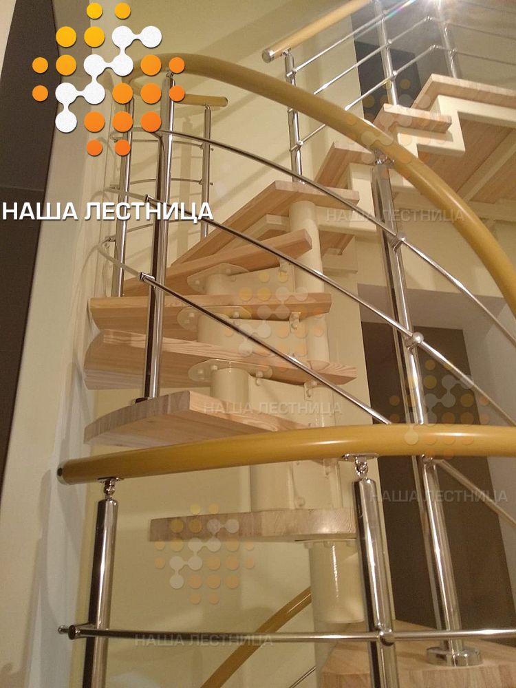 Фото сложная винтовая лестница на 2 этажа с площадками - вид 10