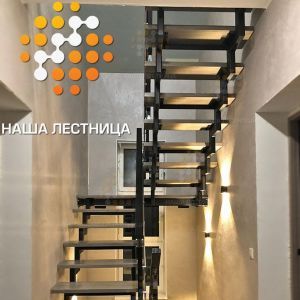 Классическая лестница на второй этаж, серия Лаунж