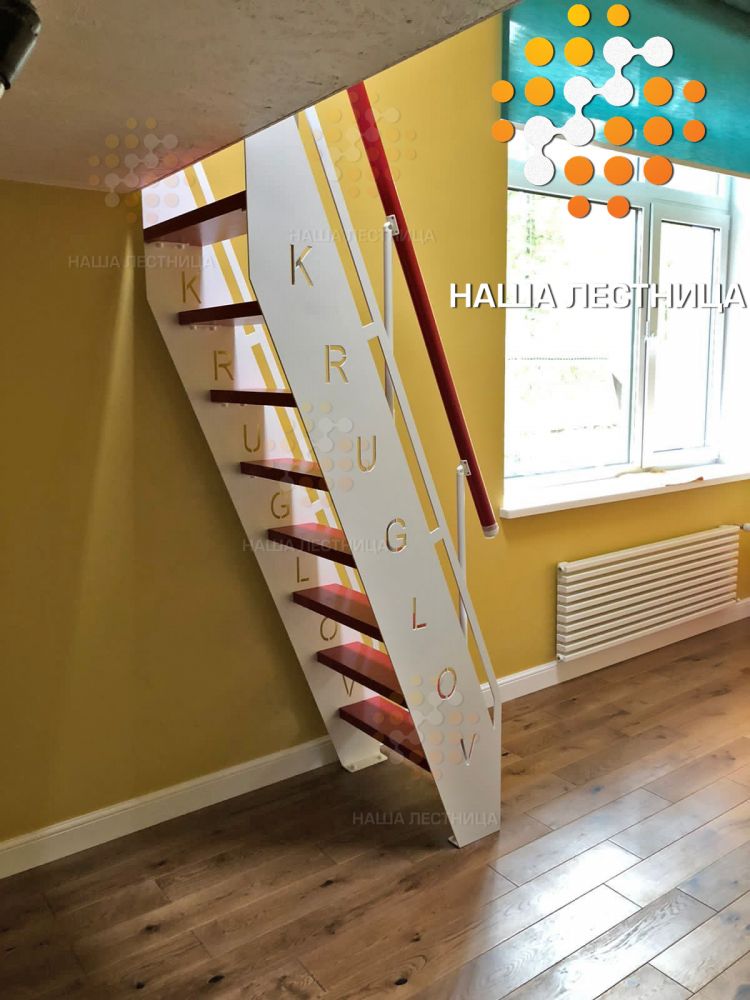 Фото чердачная лестница с оригинальным дизайном - вид 1