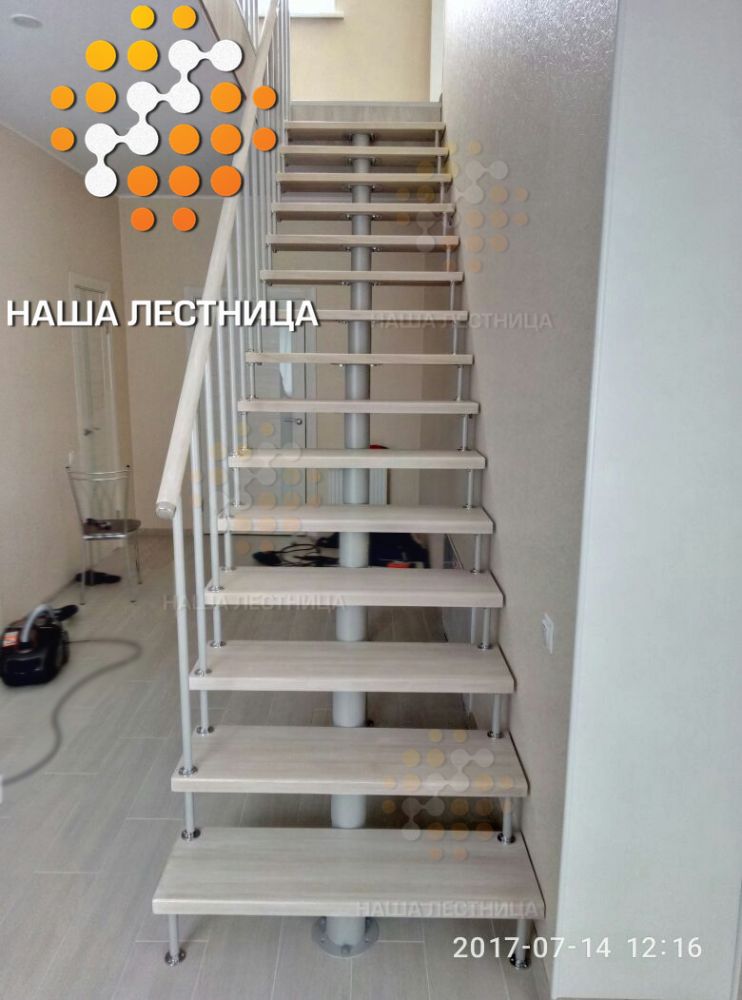 Фото маршевая лестница на модульном каркасе - вид 1